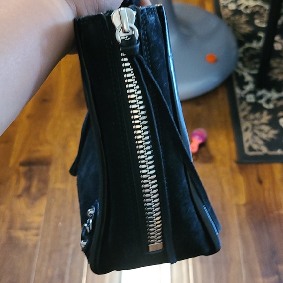 Balenciaga - Picture 5 of 7